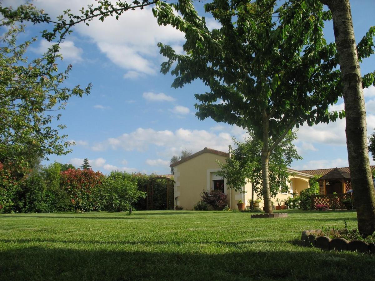 Agapanthe Villa Saint-Georges-les-Baillargeaux Exterior foto